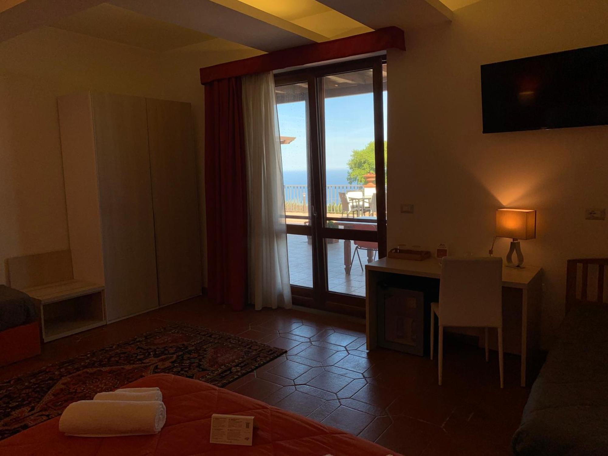Villa Zufro Vibo Valentia Εξωτερικό φωτογραφία